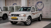 NISSAN NP300