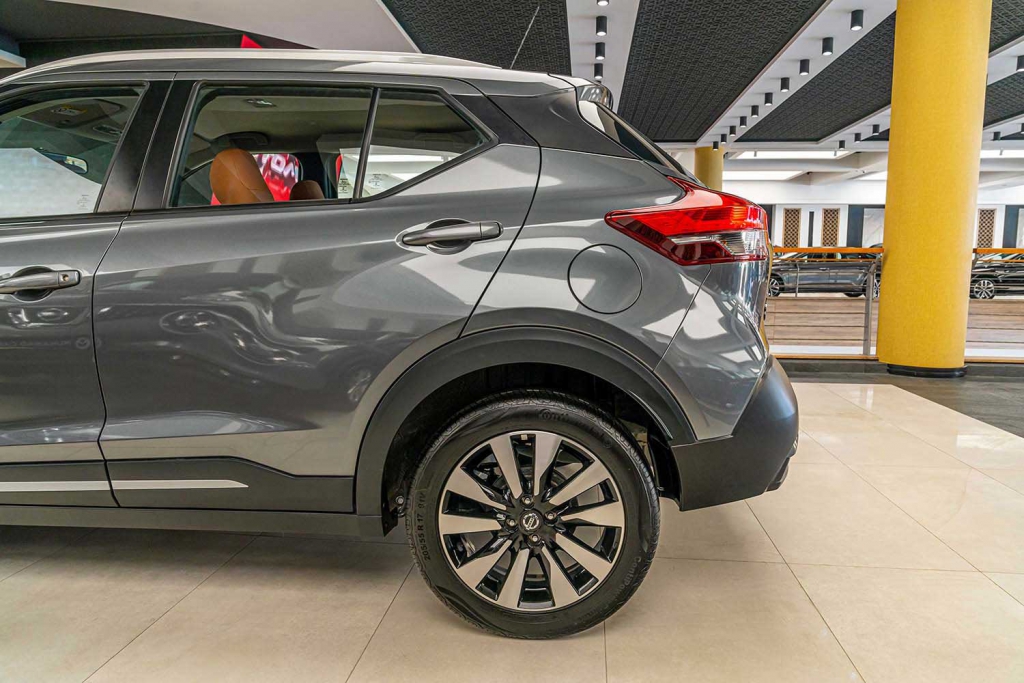 NISSAN KICKS