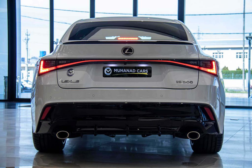 LEXUS IS300