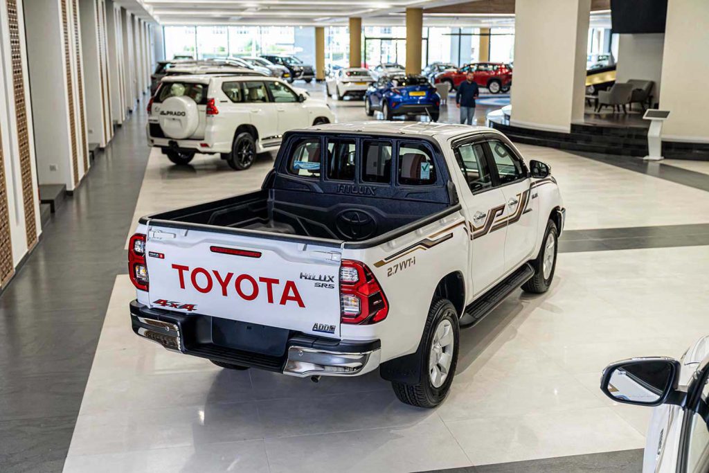 TOYOTA HILUX